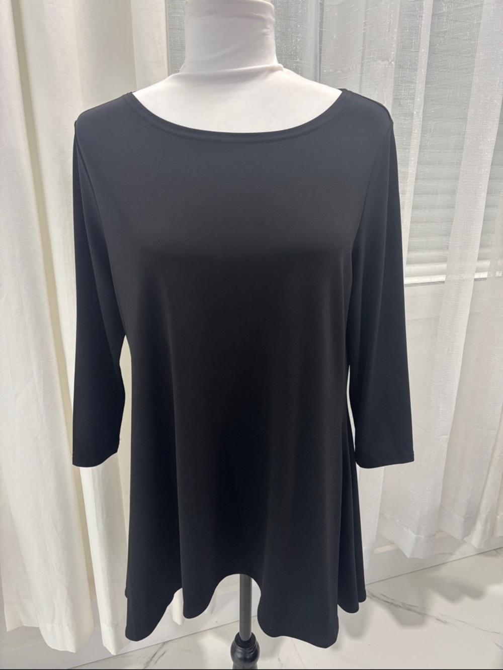 Classic Black Women's Boatneck Tunic Flow Dress